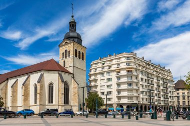 Eglise Saint Maurice Kilisesi (Saint Maurice Kilisesi) - Gotik bir mimari ve Fransa 'nın Annecy kentindeki en eski kilise..