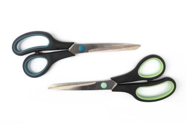 Beyaz arka plan üzerinde izole makas