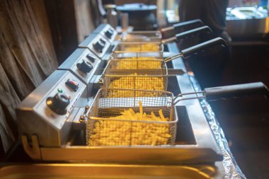 Kızarmış patates kızartmalı Fryer Baskets noel pazarına gitmeye hazır. Alan Derinliği