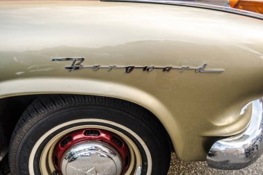 WeTTENBERG, HESSE, ALMANY - 07 - 28 - 2023: BORGWARD ISABELLA Giessen, Hesse yakınlarındaki geleneksel bir otomobil fuarı Altın Eskiler.