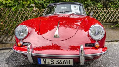 WETTENBERG, HESSE, GERMANY - 07 - 28 - 2023: PORSCHE 356 Super 90 Roadster klasik spor araba gösterisi Hesse, Giessen yakınlarındaki Krofdorf-Gleiberg 'de.
