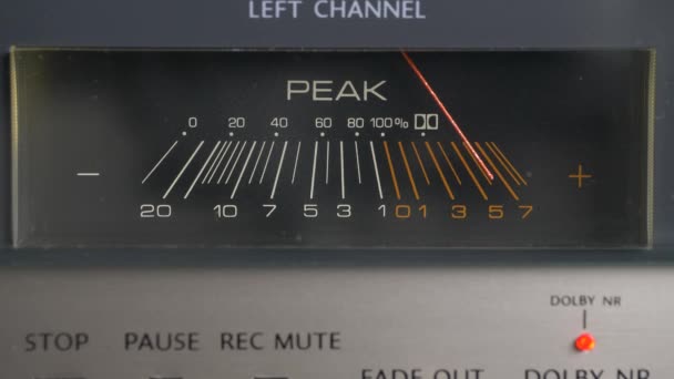 Audio Peak Meters Vintage Audio Tape Deck Moving Red — Stock Video