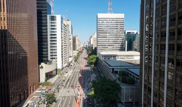 Άνθρωποι Στην Avenida Paulista Σαββατοκύριακο Μια Ηλιόλουστη Μέρα Σάο Πάολο — Φωτογραφία Αρχείου
