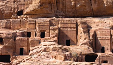 Ürdün 'ün eski ve gizemli şehri Petra. Seyahat, tatil ve turizm konsepti .