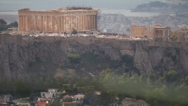 Atina Akropolü Yunanistan Parthenon Tapınağı Nda Bir Sürü Turist Var — Stok video