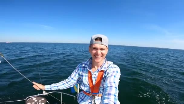 Young Sailor Alone Recording Selfie Sailboat Open Sea Travel Adventure — Stock Video