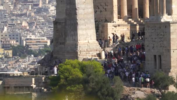 Outubro 2022 Acrópole Atenas Grécia Muitos Turistas Templo Partenon Lugar — Vídeo de Stock