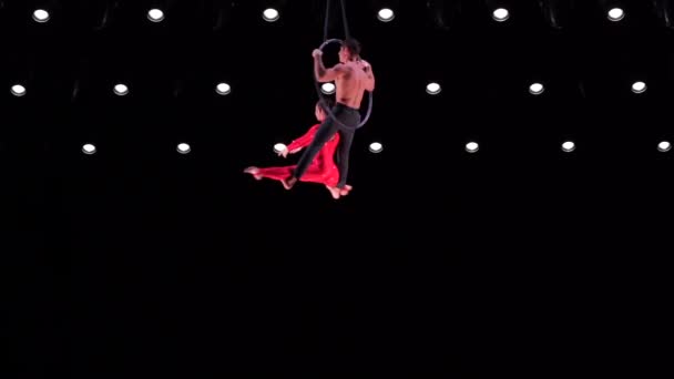 Circus Aerial Hoop Duo Black Background Performing Beautiful Tricks Man — Stock Video