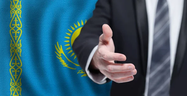 Negócio Cazaque Política Cooperação Conceito Viagem Mão Sobre Bandeira Cazaquistão — Fotografia de Stock
