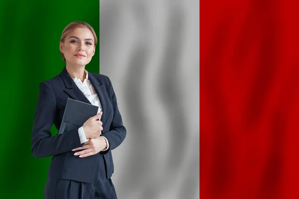 Olasz Üzletasszony Olasz Zászló Digitális Nomád Üzleti Startup Koncepció — Stock Fotó