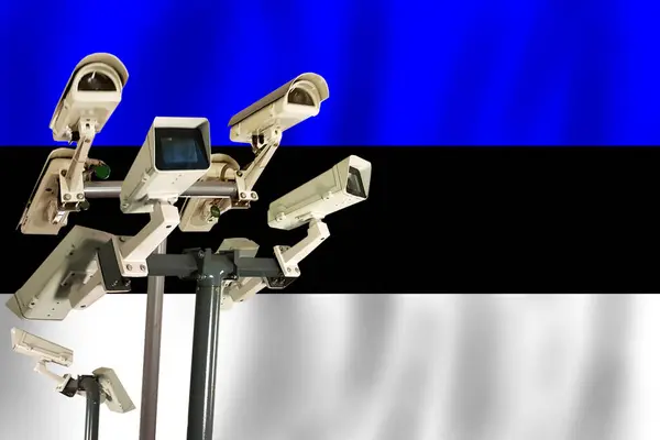 Камеры Видеонаблюдения Флаге Эстонии Концепция Наблюдения Безопасности Контроля Тоталитаризма — стоковое фото