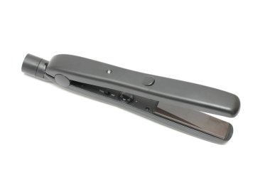 Beyaz arkaplanı düzleştirmek için saç ütüsü