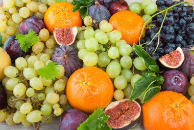 Mevsim meyvesi geçmişi. Taze meyve karışımı