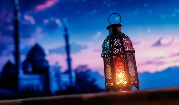 Lanterne Arabe Ornementale Avec Bougie Allumée Qui Brille Arrière Plan — Photo