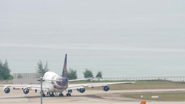Phuket Thailand November 2017 Footage Passenger Widebody Airplane Boeing 747 — Vídeo de Stock