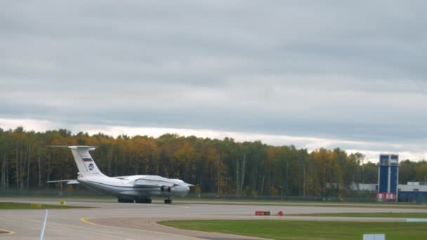 Moscow Russian Fedation October 2022 Cargo Aircraft Il76 Take Vnukovo — 图库视频影像