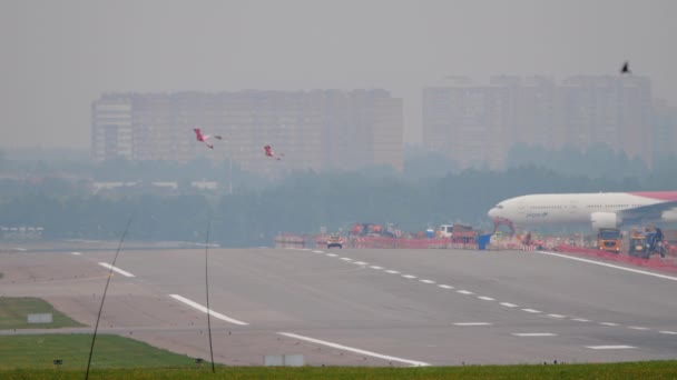 Moscow Russian Federation July 2021 Boeing 777 Nordwind Airlines Taxiing — Video