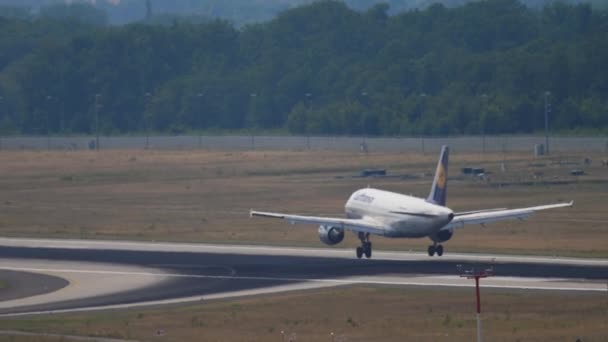 Frankfurt Main Germany July 2017 Passenger Jet Plane Lufthansa Landing — Videoclip de stoc