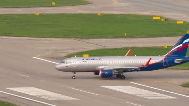 Sochi Russia Αυγούστου 2022 Airbus A320 73765 Της Aeroflot Τροχοδρομεί — Αρχείο Βίντεο