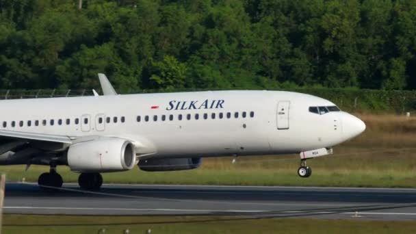 Phuket Thailand November 2018 Boeing 737 Посадки Silkair Дотику Гальмування — стокове відео