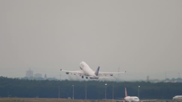 Frankfurt Main Germany July 2017 Boeing 747 United Departure Takeoff — Stok video