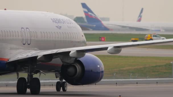 Moscow Russian Federation July 2021 Boeing 737 Brh Aeroflot Taxiing — Stock video