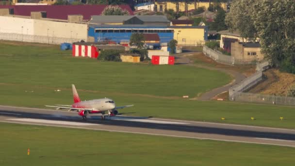 Sochi Russia July 2022 Sukhoi Superjet Rossiya Airlines Landing Touching — Stok video