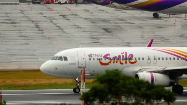 Phuket Thailand December 2016 Airbus A320 Txk Thai Smile Takeoff — Stockvideo