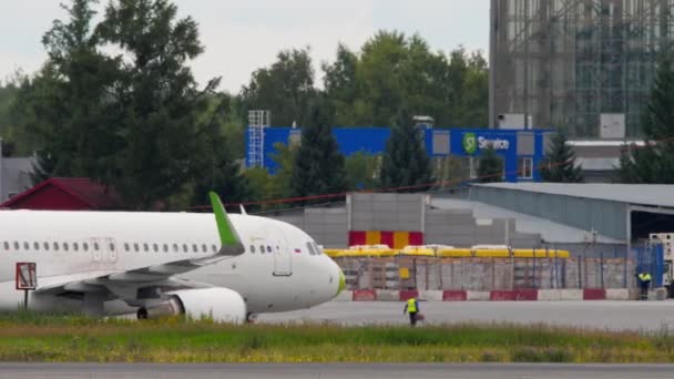 Novosibirsk Russian Federation July 2022 Airbus A320 73182 Airlines Taxiing — Video Stock