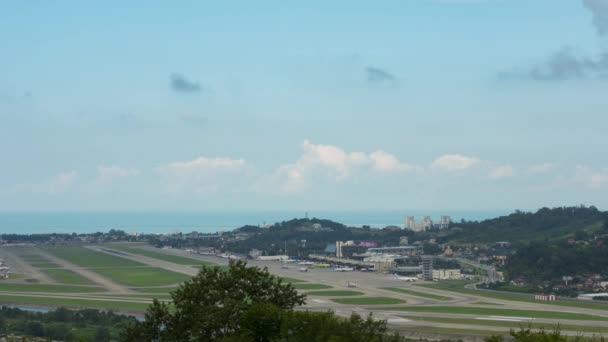 Timelapse Airport Review View Airfield Aircraft Runway Takeoffs Landings Taxiing — Wideo stockowe