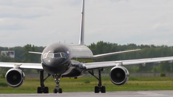 Novosibirsk Russian Federation July 2022 Jet Passenger Airplane Azur Air — Stockvideo