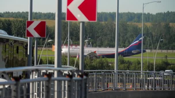Saint Petersburg Russia July 2022 Airbus A320 73744 Aeroflot Taxiing — Video