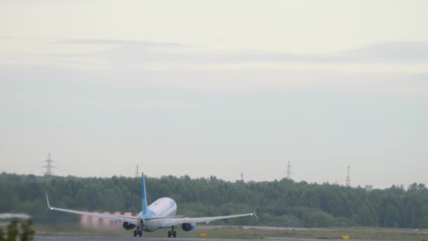 Novosibirsk Russian Federation July 2022 Boeing 737 Pobeda Airlines Takeoff — Wideo stockowe
