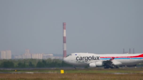 Novosibirsk Russian Federation June 2020 Transport Aircraft Boeing 747 Cargolux — Stok video