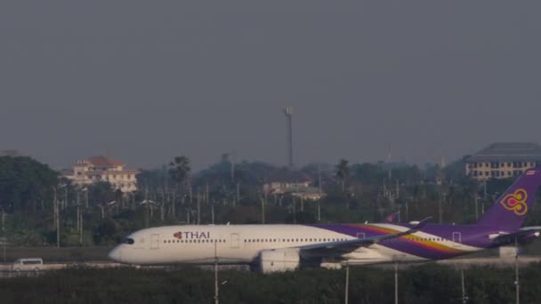 Bangkok Thaïlande Janvier 2023 Airbus A350 Thai Airways Accélère Avant — Video