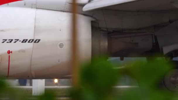 Phuket Tajlandia Styczeń 2023 Boeing 737 Mlm Malaysia Airlines Kołowania — Wideo stockowe