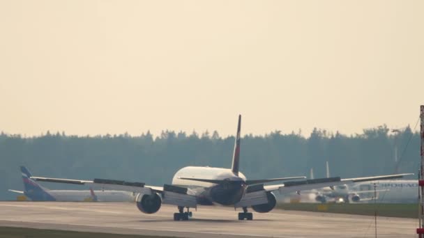 Moscow Russian Federation July 2021 Boeing 777 Aeroflot Braking Landing — 비디오