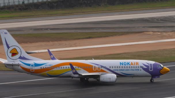 Phuket Tajlandia Luty 2023 Boeing 737 Dby Nok Air Taxiing — Wideo stockowe