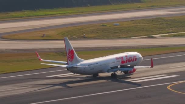 Пхукет Таиланд Февраля 2023 Boeing 737 Thai Lion Landing Touching — стоковое видео