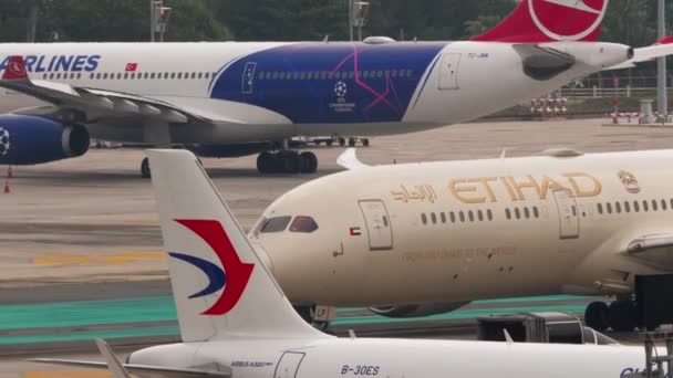 Phuket Tailandia Febrero 2023 Avión Boeing 787 Blp Etihad Airways — Vídeos de Stock