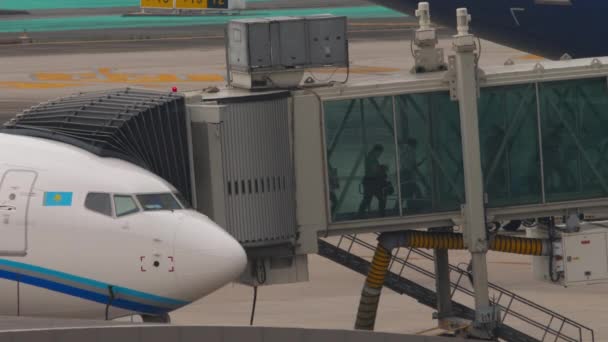 Phuket Thailand Februari 2023 Boeing 737 Van Scat Airlines Komt — Stockvideo
