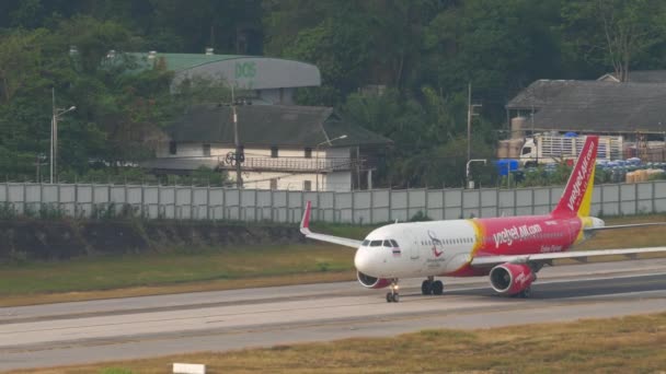 Phuket Thailand Februari 2023 Aircraft Airbus A320 Van Vietjet Air — Stockvideo