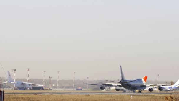 Novosibirsk Federazione Russa Ottobre 2021 Vettore Merci Boeing 747 Sky — Video Stock
