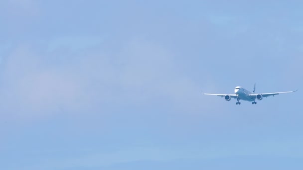 Phuket Tailandia Febrero 2023 Disparo Aterrizaje Airbus A350 Finnair Imágenes — Vídeo de stock