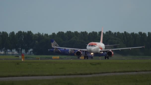 Amsterdam Pays Bas Juillet 2017 Airbus A320 Easy Jet Décollant — Video