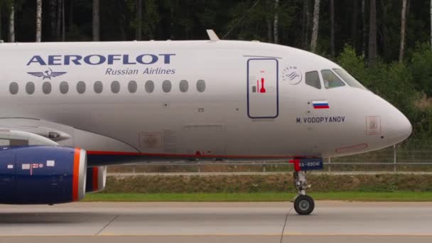 Moscow Russian Federation Juli 2021 Sukhoi Superjet 100 95B 89041 — Stockvideo