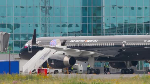 Novosibirsk Russian Federation Juli 2022 Azur Air Med Lujo Art — Stockvideo