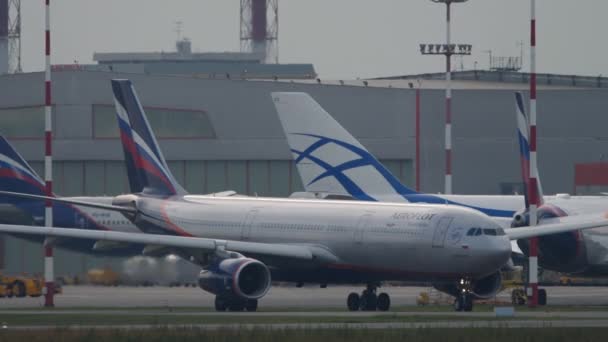 Moscow Russian Federation Juli 2021 Airbus A330 Bde Aeroflot Taxning — Stockvideo