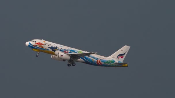 Phuket Thailand Februar 2023 Airbus A320 Pgw Von Bangkok Airways — Stockvideo