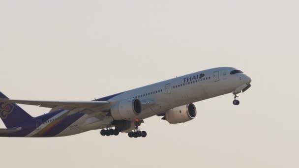 Bangkok Thailand January 2023 Airbus A350 941 Thk Thai Airways起飞 — 图库视频影像